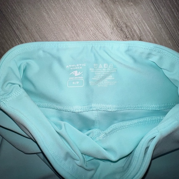 Leggings - Picture 2 of 3